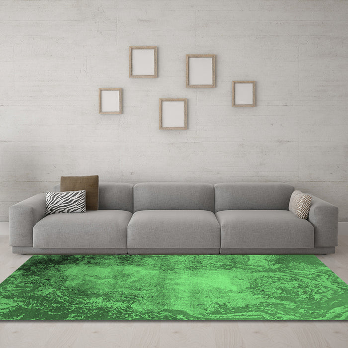 Machine Washable Oriental Emerald Green Industrial Area Rugs in a Living Room,, wshurb2073emgrn