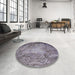 Round Mid-Century Modern Carbon Gray Oriental Rug in a Office, urb2075