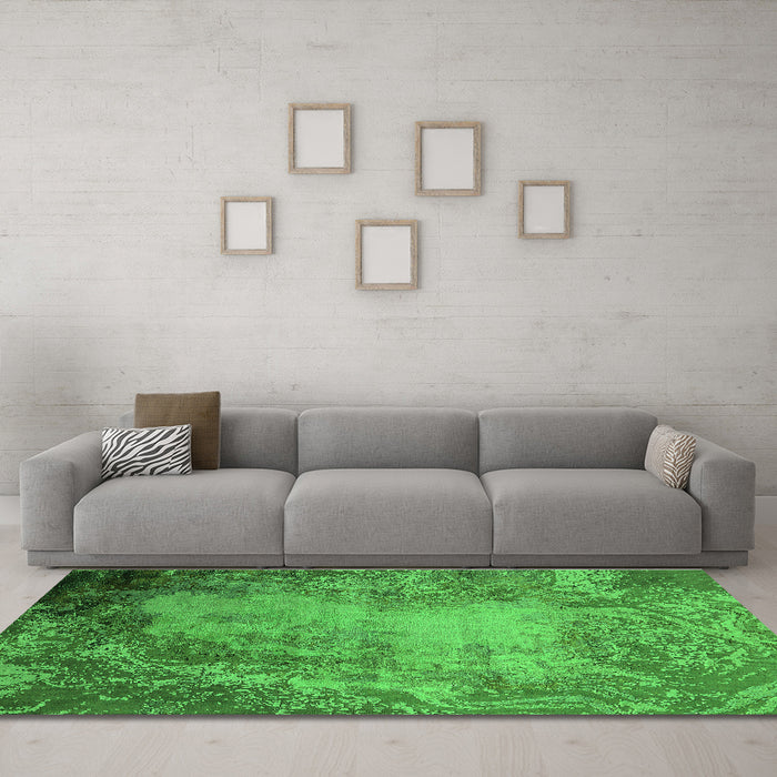 Machine Washable Oriental Green Industrial Area Rugs in a Living Room,, wshurb2075grn