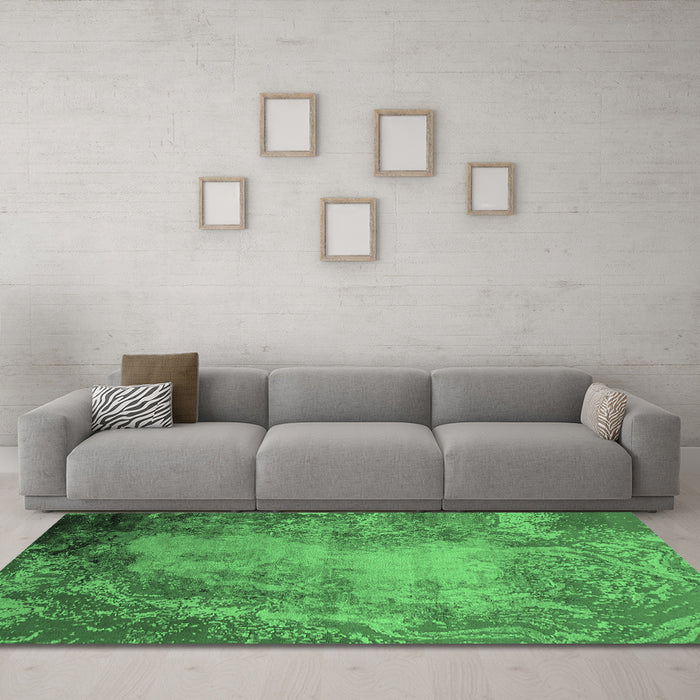 Machine Washable Oriental Emerald Green Industrial Area Rugs in a Living Room,, wshurb2075emgrn