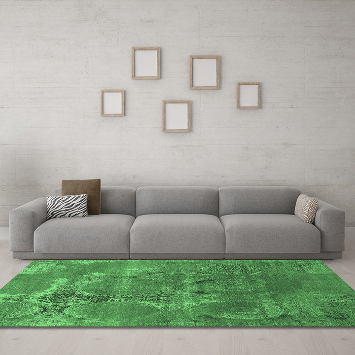 Machine Washable Oriental Emerald Green Industrial Area Rugs in a Living Room,, wshurb2083emgrn