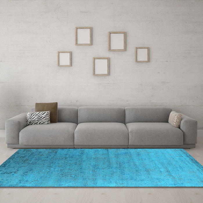 Machine Washable Oriental Light Blue Industrial Rug in a Living Room, wshurb2085lblu