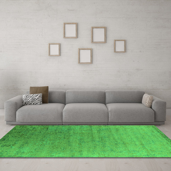 Machine Washable Oriental Green Industrial Area Rugs in a Living Room,, wshurb2085grn