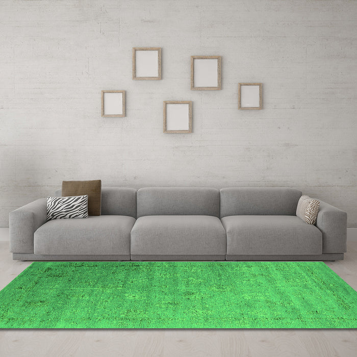 Machine Washable Oriental Green Industrial Area Rugs in a Living Room,, wshurb2087grn