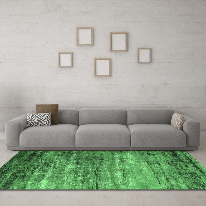 Machine Washable Oriental Emerald Green Industrial Area Rugs in a Living Room,, wshurb2088emgrn