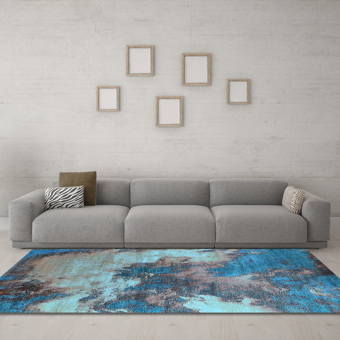 Machine Washable Oriental Light Blue Industrial Rug in a Living Room, wshurb2089lblu
