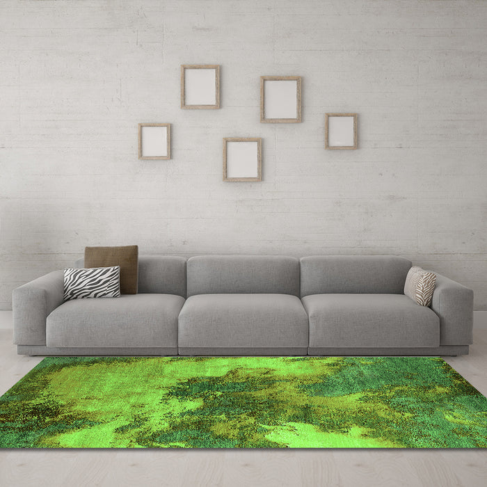 Machine Washable Oriental Green Industrial Area Rugs in a Living Room,, wshurb2089grn