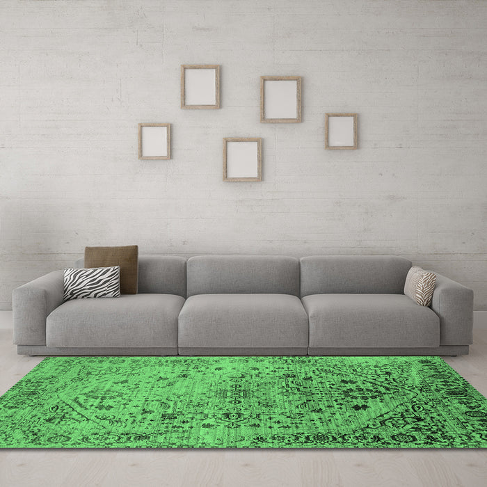 Machine Washable Oriental Emerald Green Industrial Area Rugs in a Living Room,, wshurb2090emgrn