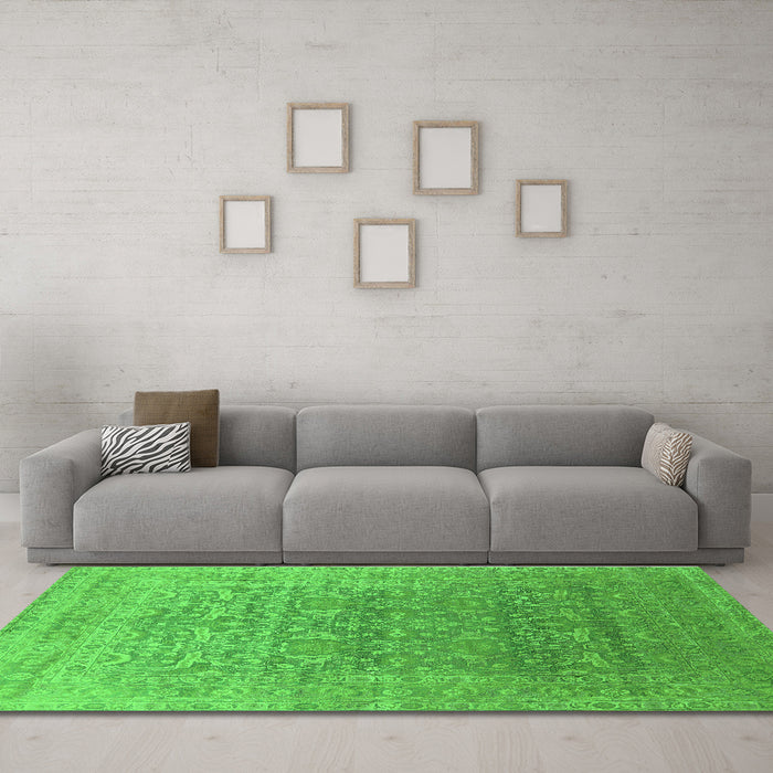 Machine Washable Oriental Green Industrial Area Rugs in a Living Room,, wshurb2091grn