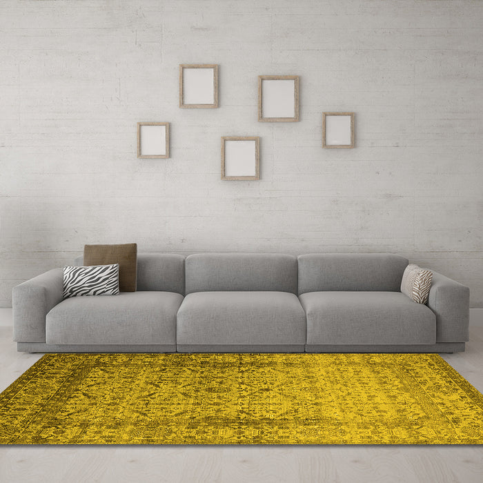 Machine Washable Oriental Yellow Industrial Rug in a Living Room, wshurb2092yw