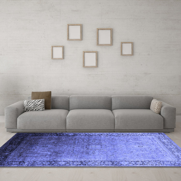 Machine Washable Oriental Blue Industrial Rug in a Living Room, wshurb2094blu