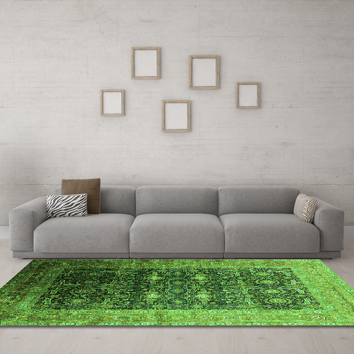 Machine Washable Oriental Green Industrial Area Rugs in a Living Room,, wshurb2095grn