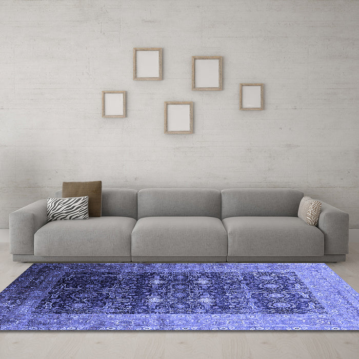 Machine Washable Oriental Blue Industrial Rug in a Living Room, wshurb2095blu