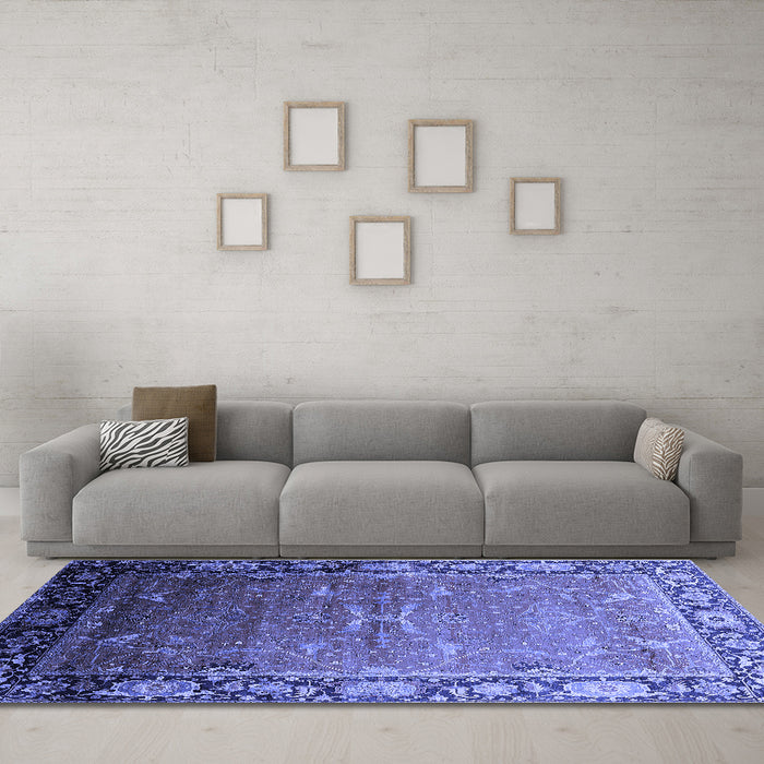 Machine Washable Oriental Blue Industrial Rug in a Living Room, wshurb2096blu