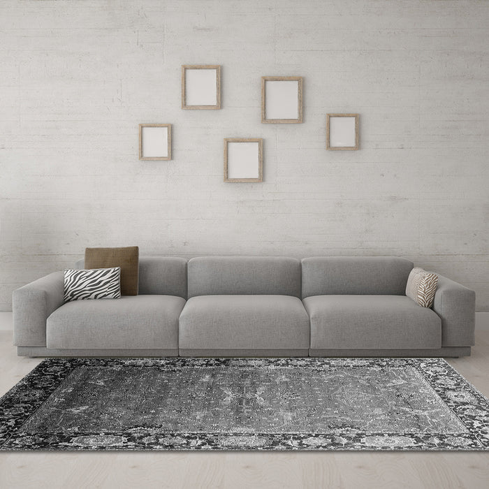 Machine Washable Oriental Gray Industrial Rug in a Living Room,, wshurb2096gry