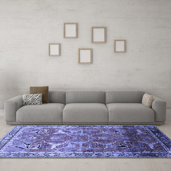 Machine Washable Oriental Blue Industrial Rug in a Living Room, wshurb2098blu
