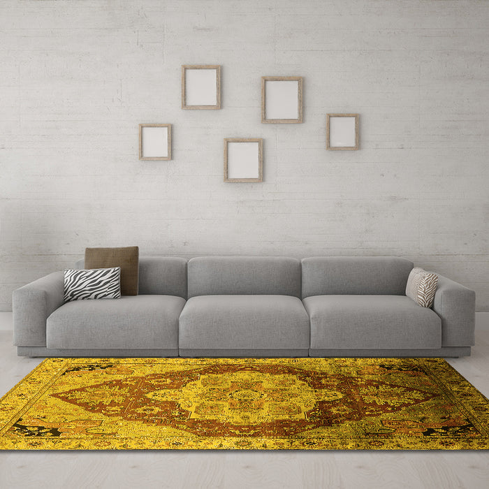 Machine Washable Oriental Yellow Industrial Rug in a Living Room, wshurb2101yw