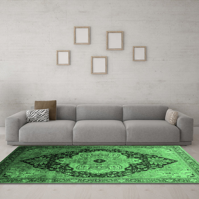 Machine Washable Oriental Emerald Green Industrial Area Rugs in a Living Room,, wshurb2104emgrn