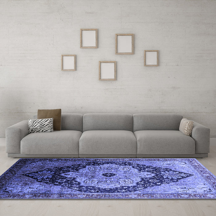 Machine Washable Oriental Blue Industrial Rug in a Living Room, wshurb2104blu