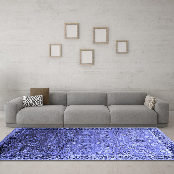 Machine Washable Oriental Blue Industrial Rug in a Living Room, wshurb2105blu