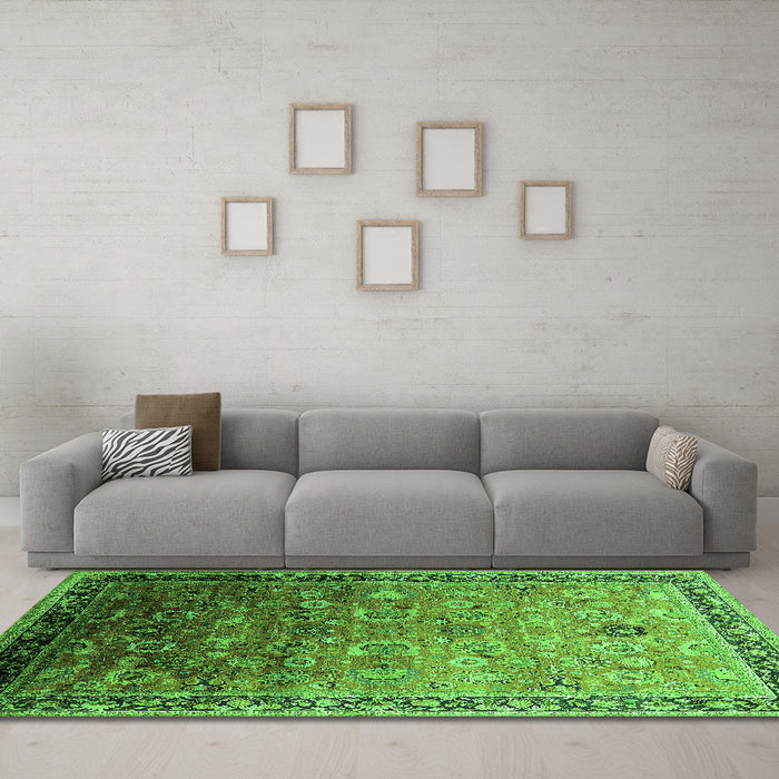 Machine Washable Oriental Green Industrial Area Rugs in a Living Room,, wshurb2105grn