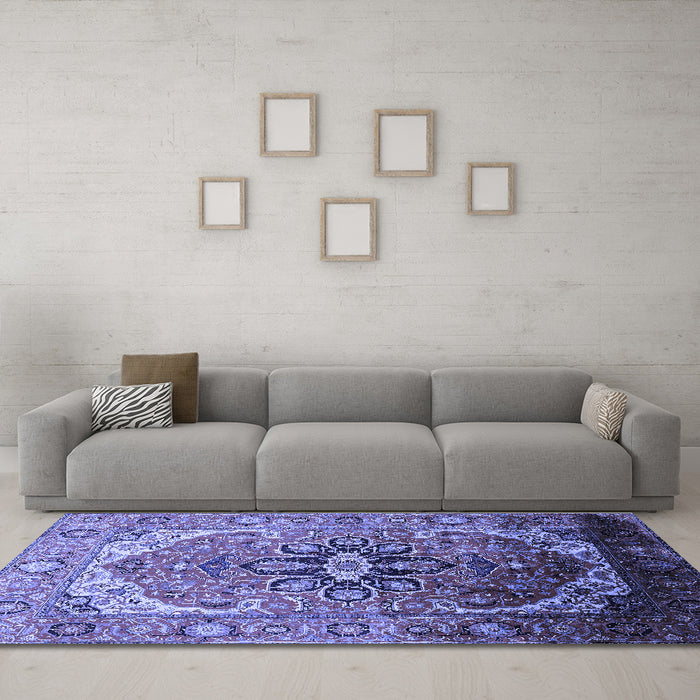 Machine Washable Oriental Blue Industrial Rug in a Living Room, wshurb2107blu