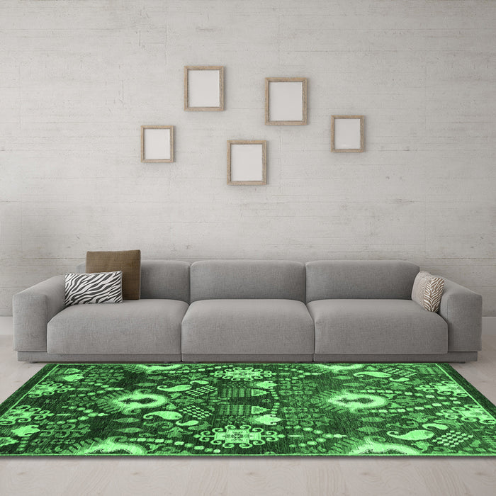 Machine Washable Oriental Emerald Green Industrial Area Rugs in a Living Room,, wshurb2115emgrn