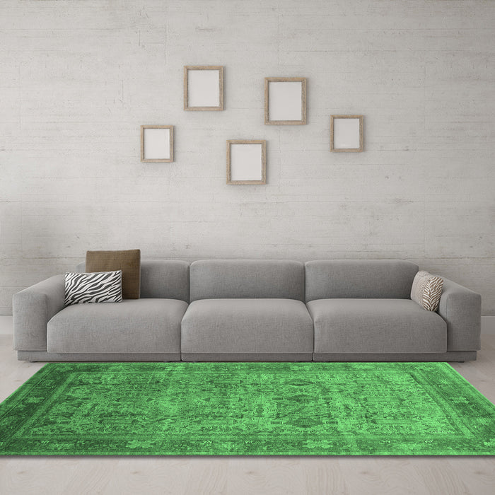 Machine Washable Oriental Emerald Green Industrial Area Rugs in a Living Room,, wshurb2120emgrn