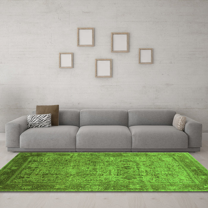 Machine Washable Oriental Green Industrial Area Rugs in a Living Room,, wshurb2120grn
