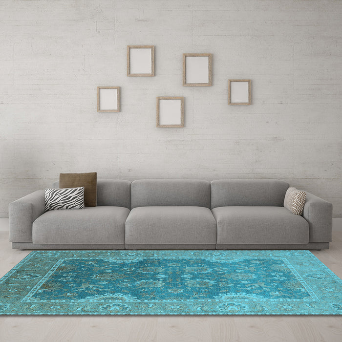 Machine Washable Oriental Light Blue Industrial Rug in a Living Room, wshurb2125lblu