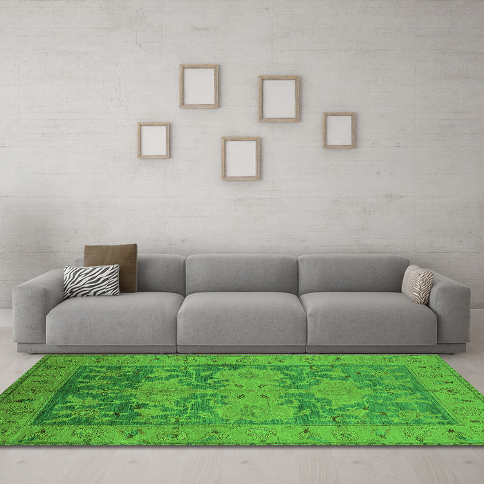 Machine Washable Oriental Green Industrial Area Rugs in a Living Room,, wshurb2126grn