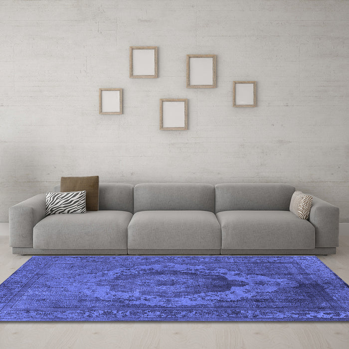 Machine Washable Oriental Blue Industrial Rug in a Living Room, wshurb2130blu