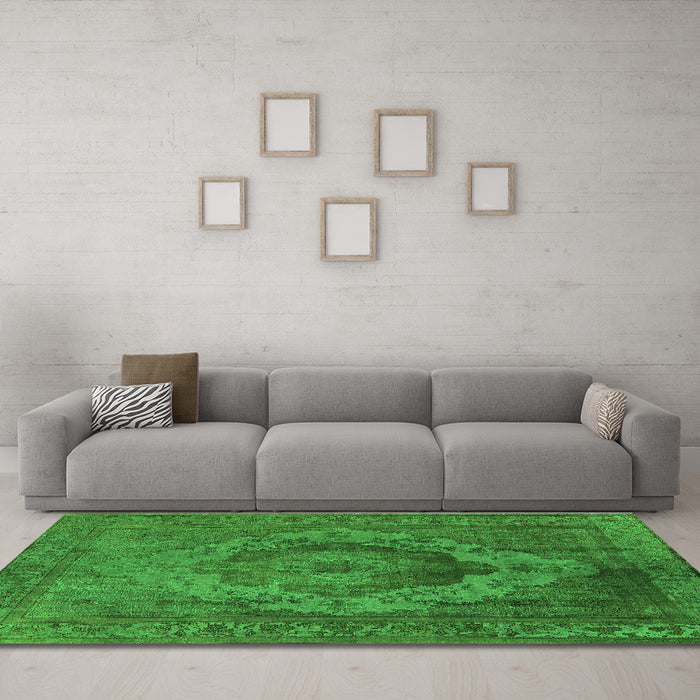 Machine Washable Oriental Green Industrial Area Rugs in a Living Room,, wshurb2130grn