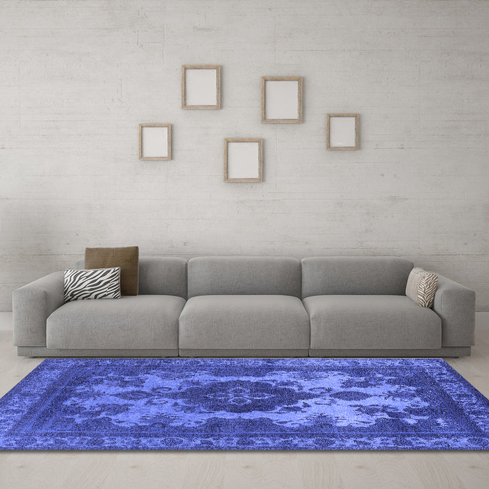 Machine Washable Oriental Blue Industrial Rug in a Living Room, wshurb2132blu