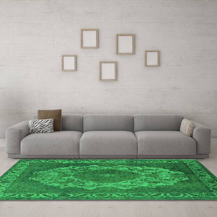 Machine Washable Oriental Green Industrial Area Rugs in a Living Room,, wshurb2133grn