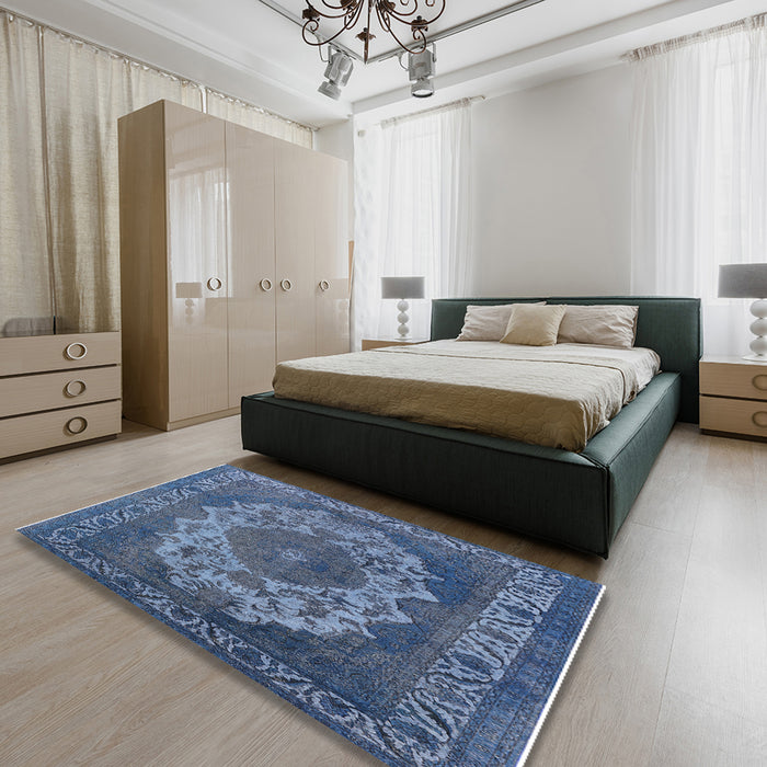 Machine Washable Industrial Modern Light Purple Blue Rug in a Bedroom, wshurb2133