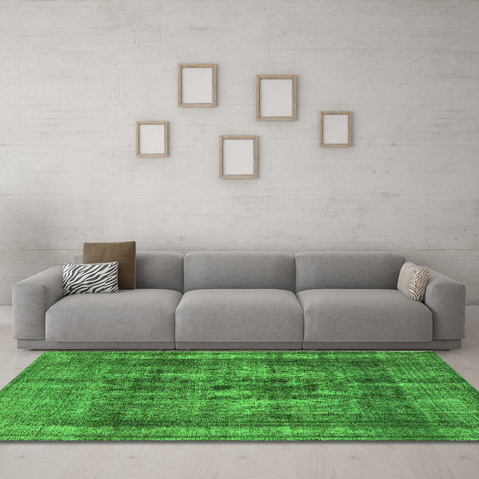 Machine Washable Oriental Green Industrial Area Rugs in a Living Room,, wshurb2137grn