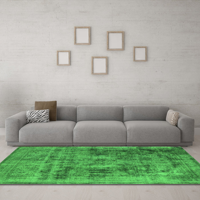 Machine Washable Oriental Green Industrial Area Rugs in a Living Room,, wshurb2138grn