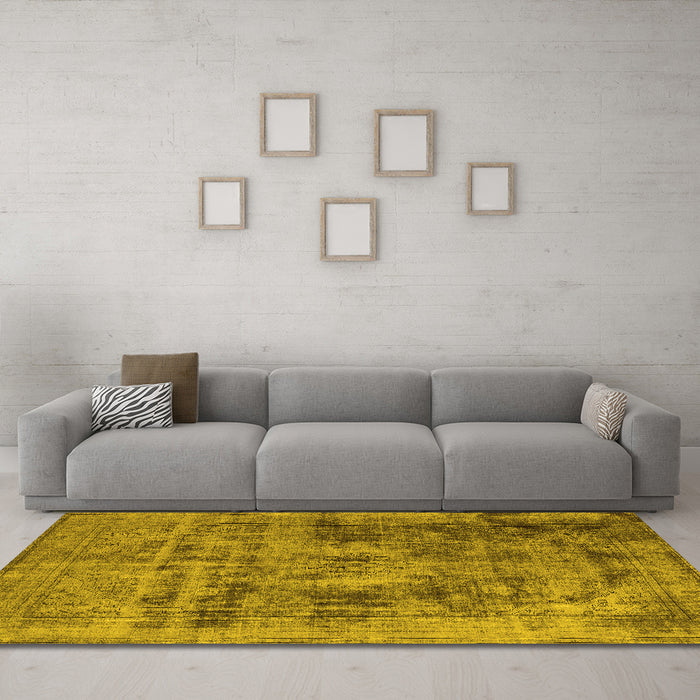 Machine Washable Oriental Yellow Industrial Rug in a Living Room, wshurb2138yw