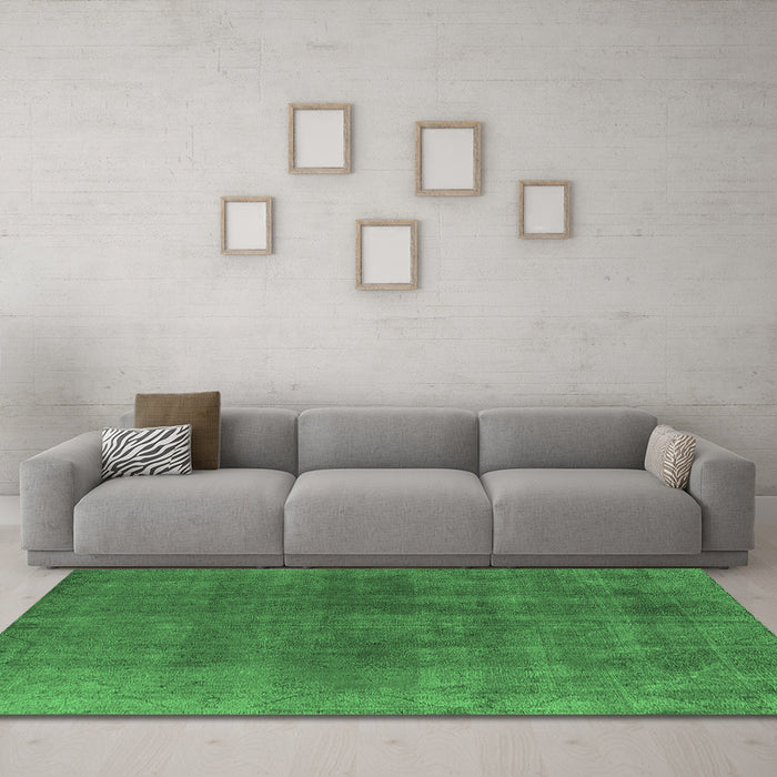 Machine Washable Oriental Emerald Green Industrial Area Rugs in a Living Room,, wshurb2139emgrn