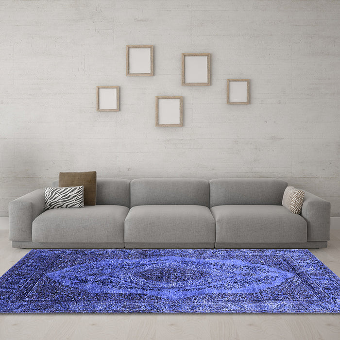 Machine Washable Oriental Blue Industrial Rug in a Living Room, wshurb2147blu
