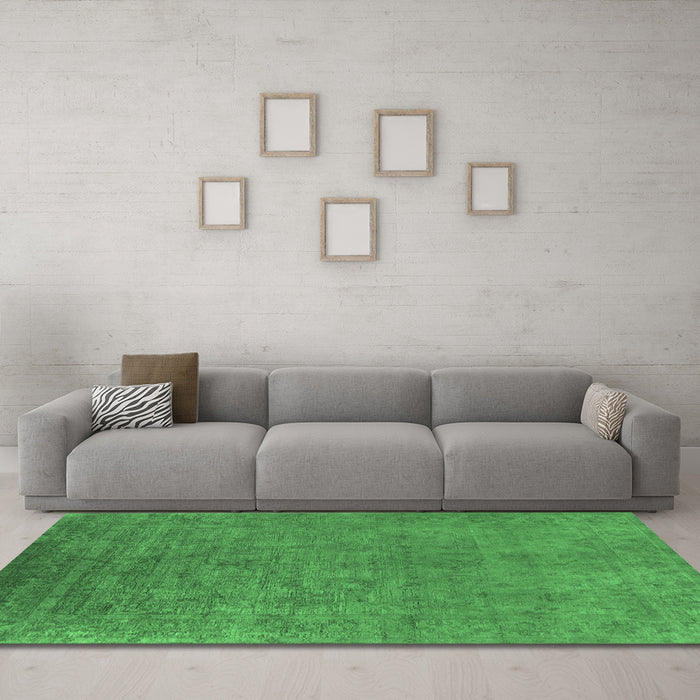 Machine Washable Oriental Emerald Green Industrial Area Rugs in a Living Room,, wshurb2148emgrn