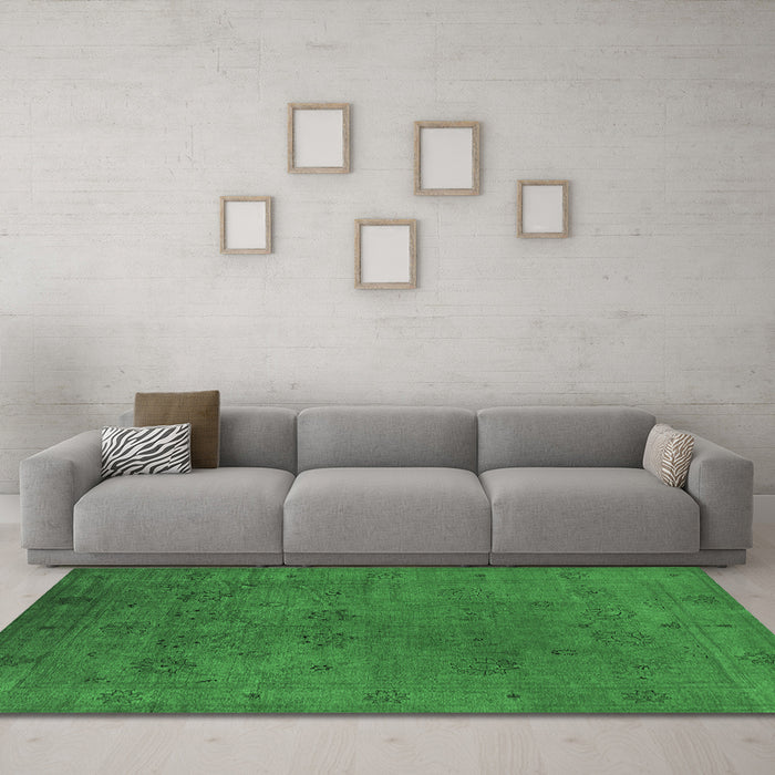 Machine Washable Oriental Emerald Green Industrial Area Rugs in a Living Room,, wshurb2149emgrn