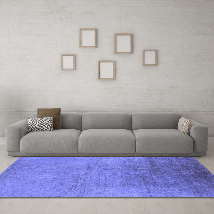 Machine Washable Oriental Blue Industrial Rug in a Living Room, wshurb2153blu