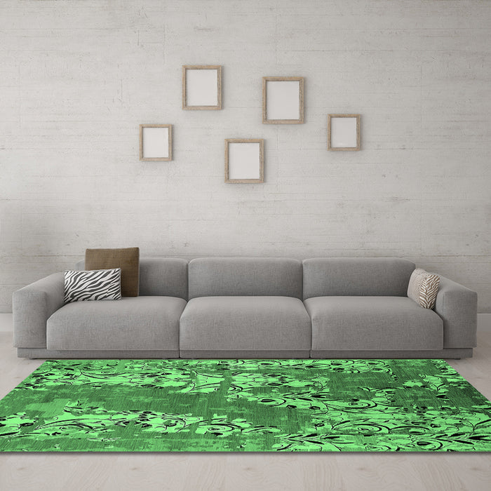 Machine Washable Oriental Emerald Green Industrial Area Rugs in a Living Room,, wshurb2154emgrn