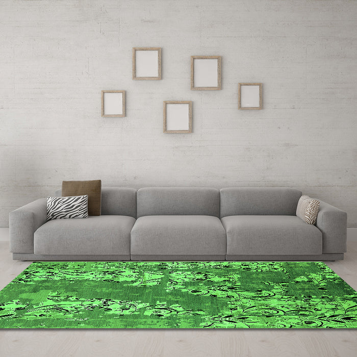 Machine Washable Oriental Green Industrial Area Rugs in a Living Room,, wshurb2154grn