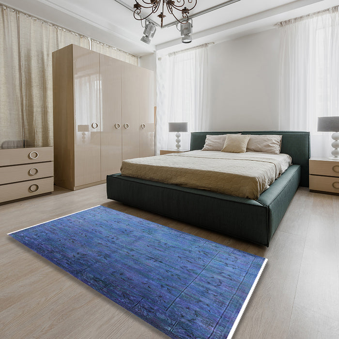 Mid-Century Modern Iceberg Blue Oriental Rug in a Bedroom, urb2155