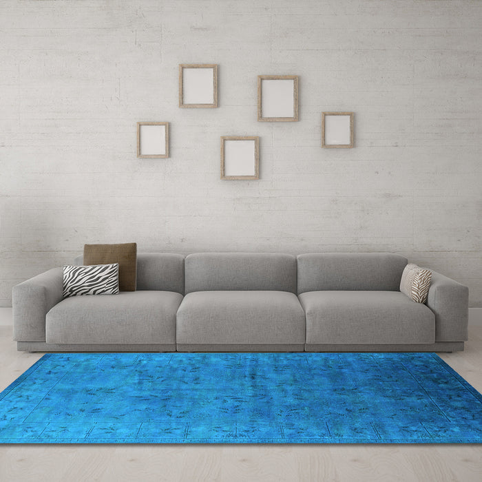 Machine Washable Oriental Light Blue Industrial Rug in a Living Room, wshurb2155lblu