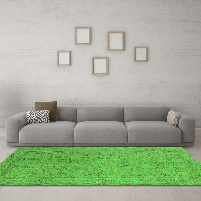 Machine Washable Oriental Green Industrial Area Rugs in a Living Room,, wshurb2163grn