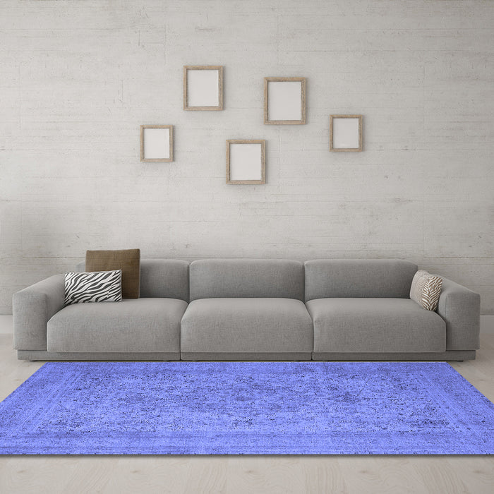Machine Washable Oriental Blue Industrial Rug in a Living Room, wshurb2164blu